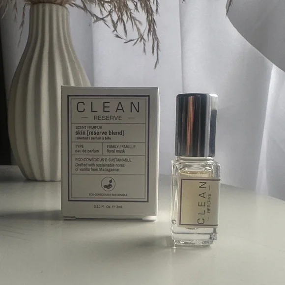 Vanilla Floral Musk EDP - Picture 2 of 6